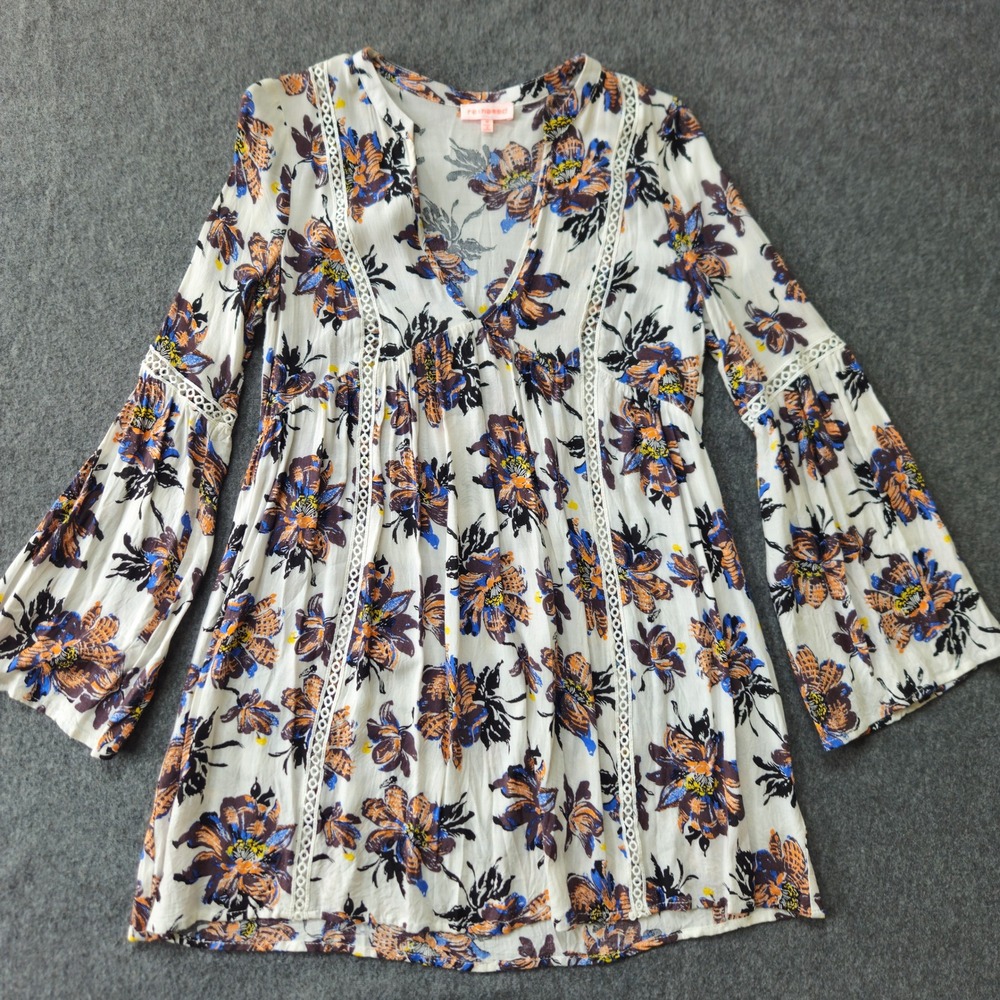 RE:NAMED Floral Bell Sleeve Tunic Top‎ Lace Trim Size M Boho Goa Chic Festival